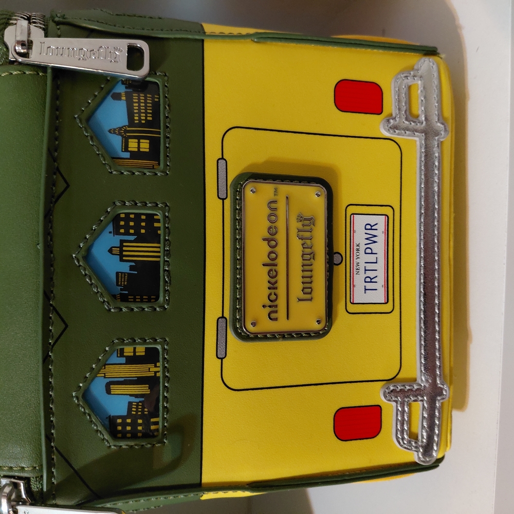 Toy Van - Green, Yellow, Orange - Picture 5 of 9